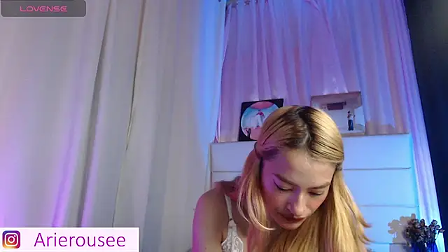 arie rousee sub online show from 10-09-25, 12:00