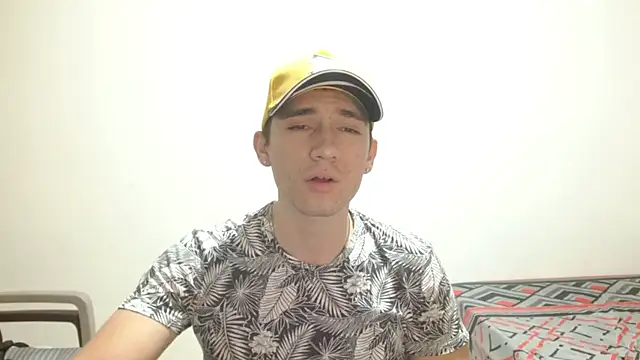 Snapshot of ChicoMaloFfF chatting on 05-13-26, 12:39 ChicoMaloFfF online show from 05-13-26, 12:39