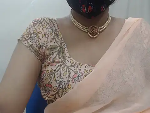 Snapshot of Lovely_Siri_23 chatting on 03-01-26, 09:42 Lovely Siri 23 online show from 03-01-26, 09:42