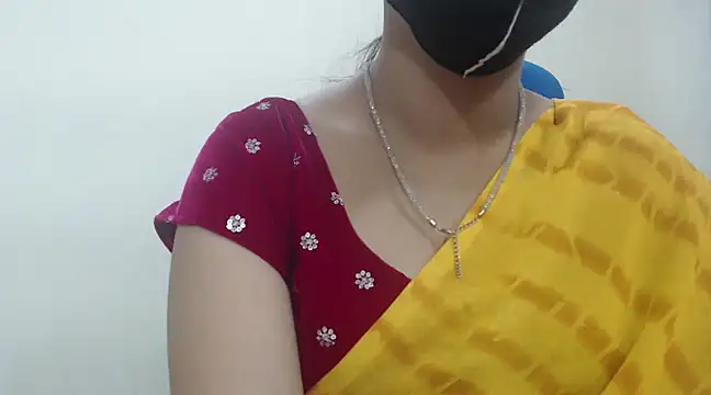 Snapshot of Lovely_Siri_23 chatting on 01-26-25, 08:13 Lovely Siri 23 online show from 01-26-25, 08:13