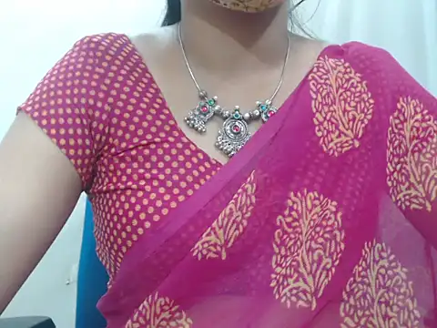 Snapshot of Lovely_Siri_23 chatting on 02-09-26, 06:33 Lovely Siri 23 online show from 02-09-26, 06:33