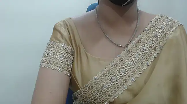 Snapshot of Lovely_Siri_23 chatting on 02-17-25, 07:23 Lovely Siri 23 online show from 02-17-25, 07:23