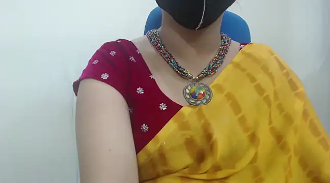 Snapshot of Lovely_Siri_23 chatting on 02-12-25, 03:16 Lovely Siri 23 online show from 02-12-25, 03:16