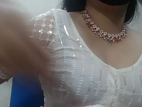 Lovely Siri 23 online show from 03-28-26, 06:09