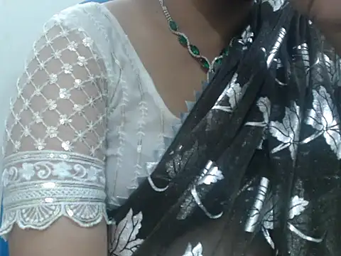 Lovely Siri 23 online show from 05-10-26, 10:33