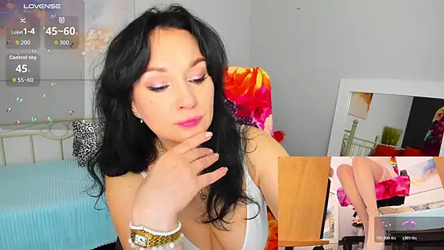 Snapshot of Sofia_Ford chatting on 04-24-26, 06:59 Sofia Ford online show from 04-24-26, 06:59