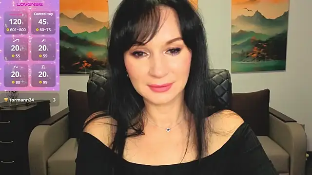 Sofia Ford online show from 11-30-25, 01:23