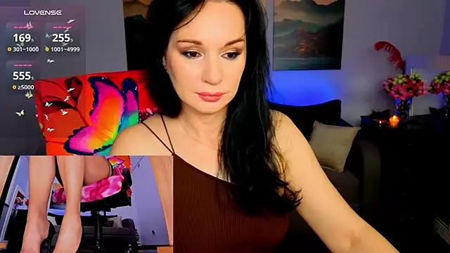 Snapshot of Sofia_Ford chatting on 05-11-26, 01:01 Sofia Ford online show from 05-11-26, 01:01