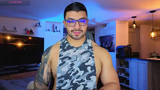 Michael Diamond online show from 10-21-25, 02:55