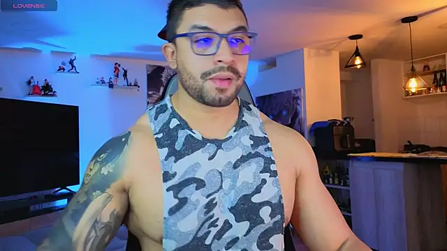 Michael Diamond online show from 09-23-25, 02:18