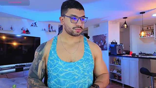 Michael Diamond online show from 10-10-25, 01:56