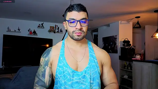 Snapshot of Michael_Diamond chatting on 02-10-26, 03:05 Michael Diamond online show from 02-10-26, 03:05