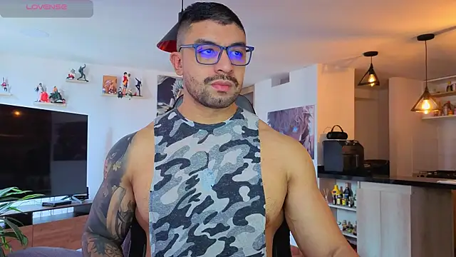 Michael Diamond online show from 11-23-25, 03:44