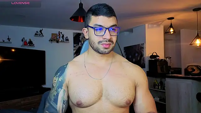 Snapshot of Michael_Diamond chatting on 01-17-26, 02:48 Michael Diamond online show from 01-17-26, 02:48