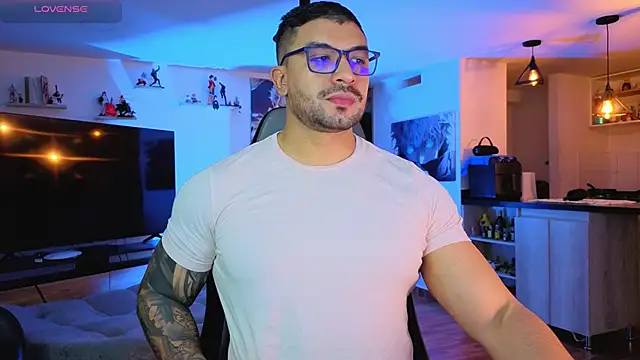 Michael Diamond online show from 09-30-25, 03:12