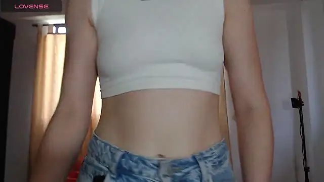 AlissonnFoxx online show from 03-06-26, 04:57