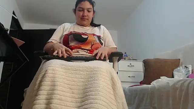 ammarahot7777 online show from 04-05-26, 03:35