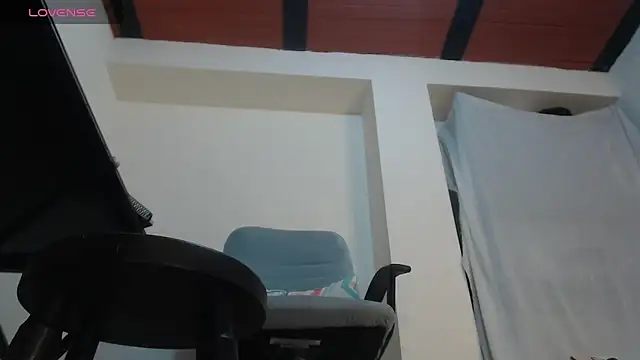 ammarahot7777 online show from 11-07-25, 01:32