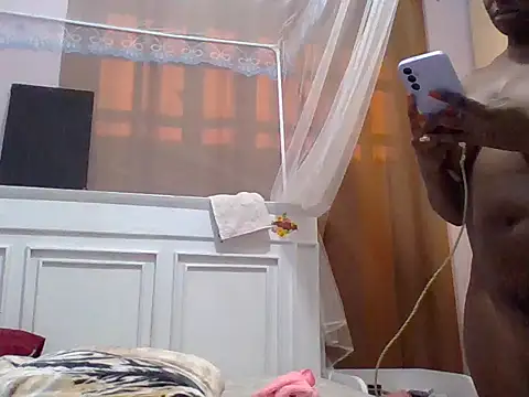 Snapshot of sweet-fancy chatting on 06-05-26, 05:45 sweet-fancy online show from 06-05-26, 05:45