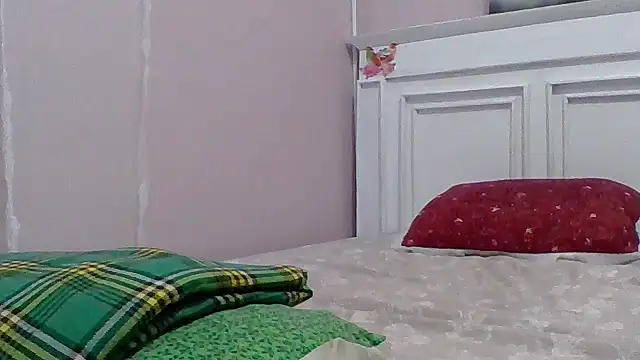 Snapshot of sweet-fancy chatting on 05-07-26, 07:23 sweet-fancy online show from 05-07-26, 07:23