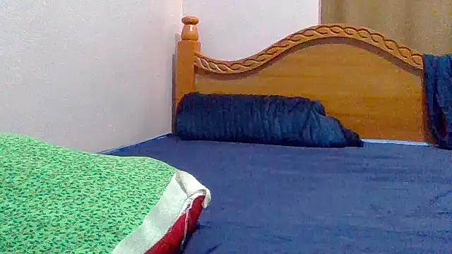 sweet-fancy online show from 04-08-26, 05:20