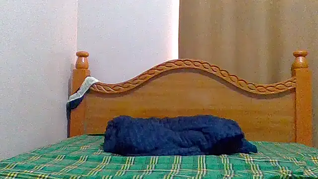 sweet-fancy online show from 03-04-26, 07:38