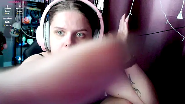 so cute777 online show from 10-25-25, 04:51