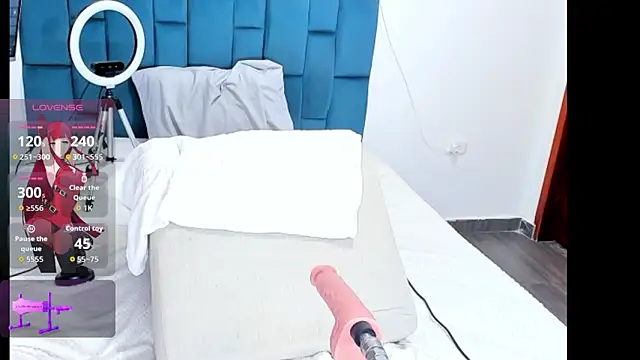  julyy  online show from 11-26-25, 01:11