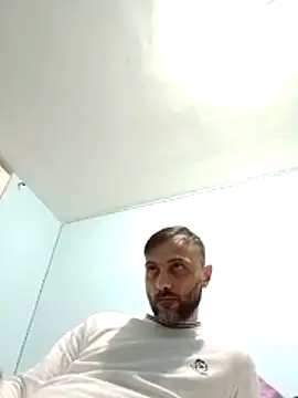 coppiasenzacensura online show from 12-14-25, 05:40