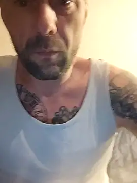 PIercingBoy38 online show from 11-02-25, 07:30