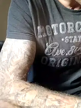 PIercingBoy38 online show from 10-27-25, 03:13