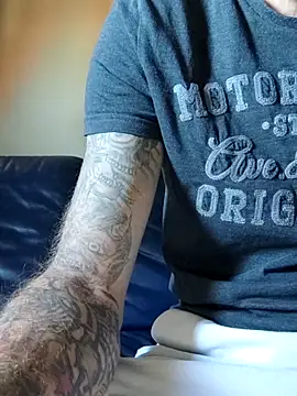 PIercingBoy38 online show from 09-24-25, 01:39