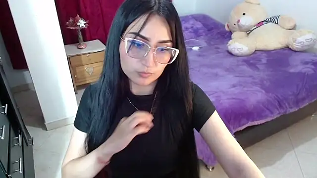 Tiffani Williams online show from 04-14-26, 12:59