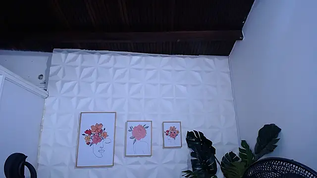 Valentinaa mature online show from 02-19-26, 08:06