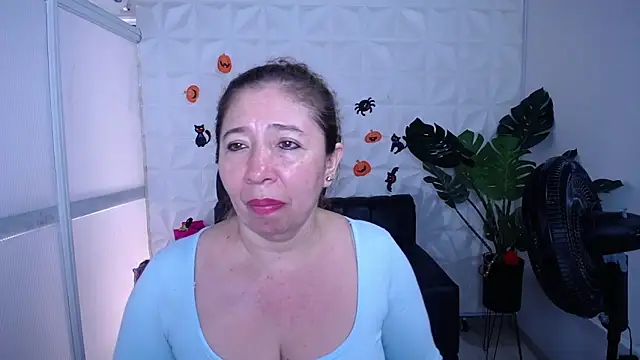 Valentinaa mature online show from 10-07-25, 07:04