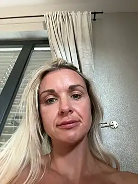 Bella-Tight online show from 06-27-26, 07:47
