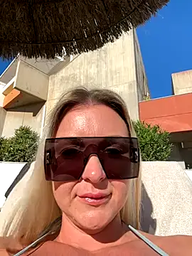 Bella-Tight online show from 12-22-25, 10:37