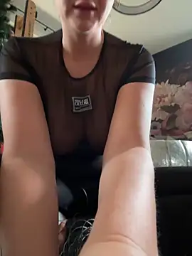 Bella-Tight online show from 11-20-25, 09:21