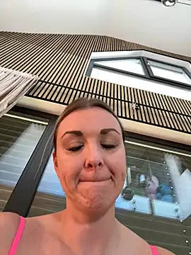 Bella-Tight online show from 03-11-26, 08:41