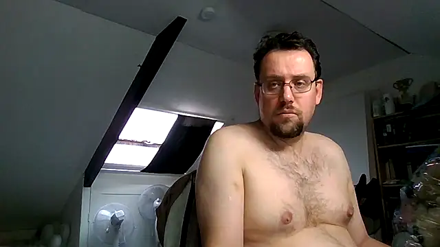 rdewaard81 online show from 11-28-25, 10:48