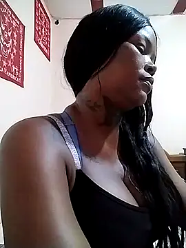 Snapshot of Alissamore3 chatting on 03-14-26, 01:00 Alissamore3 online show from 03-14-26, 01:00