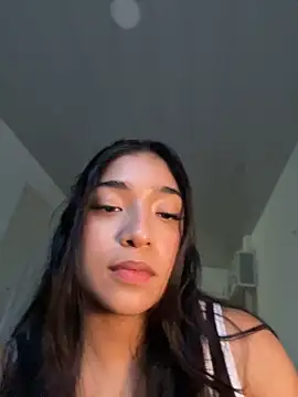 Snapshot of Bellafr chatting on 12-23-24, 11:06 Bellafr online show from 12-23-24, 11:06