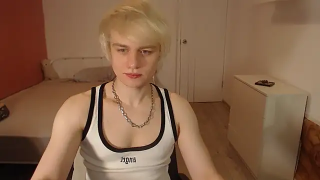 Oliver sweet  online show from 02-09-26, 12:19