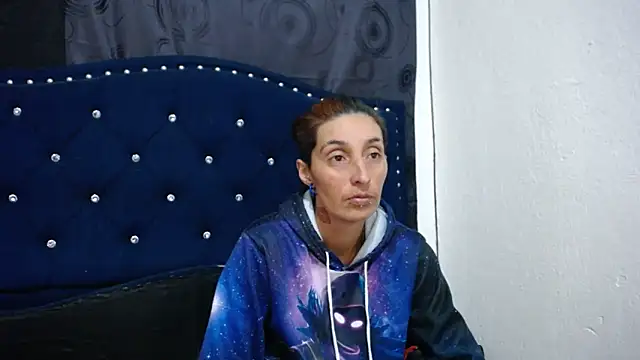 anyu1306 online show from 03-06-25, 03:46