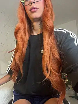 Miss sagitario online show from 12-14-25, 12:11