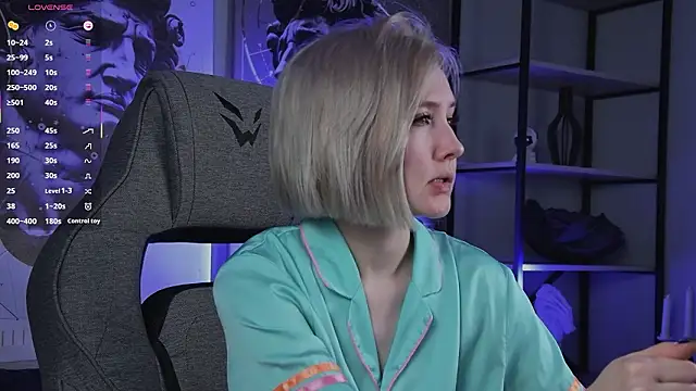 Snapshot of ReiYosimoto chatting on 02-22-26, 05:47 ReiYosimoto online show from 02-22-26, 05:47