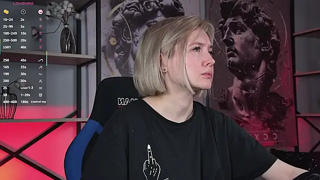 ReiYosimoto online show from 03-07-26, 02:33