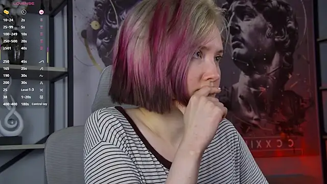 Snapshot of ReiYosimoto chatting on 04-29-26, 05:41 ReiYosimoto online show from 04-29-26, 05:41