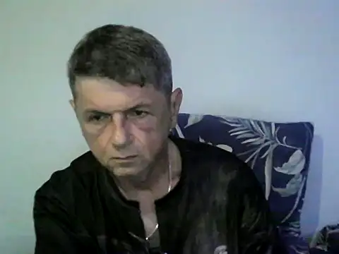 Snapshot of czarek888 chatting on 06-05-26, 08:58 czarek888 online show from 06-05-26, 08:58