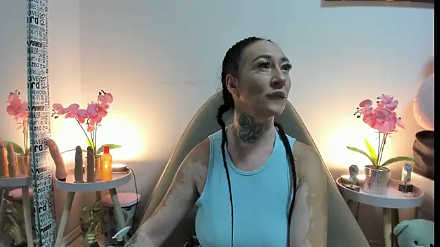 Rayanablackandwhite online show from 09-09-25, 09:35